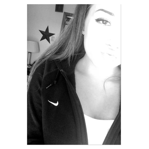 deedeckerrr